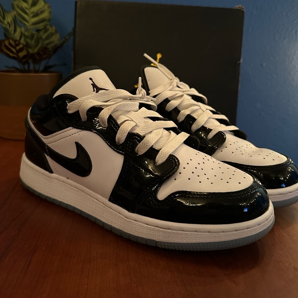 Nike Air Jordan Low-Top Women's Sneakers in White and Black